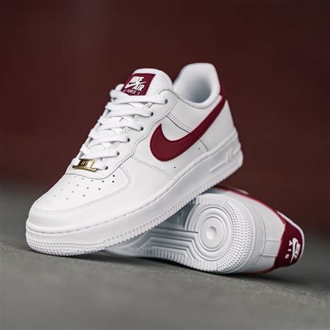 nike air force 1 07 schuhe rot